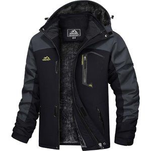 Men's Black Water Resistant Fleece Windproof Warm Jacket With Multi-Pockets